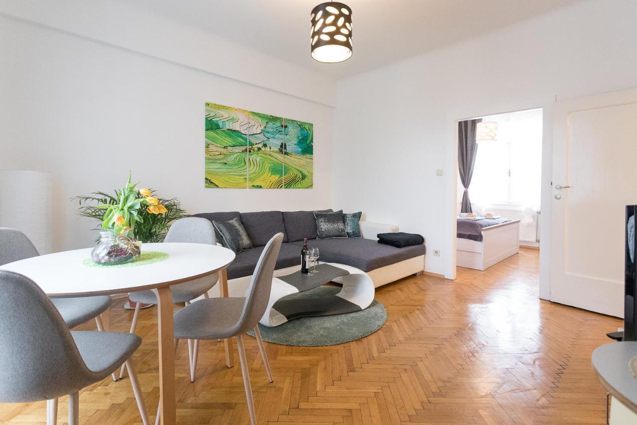 شقة French Balcony - 45M² - Szeneviertel فيينا المظهر الخارجي الصورة