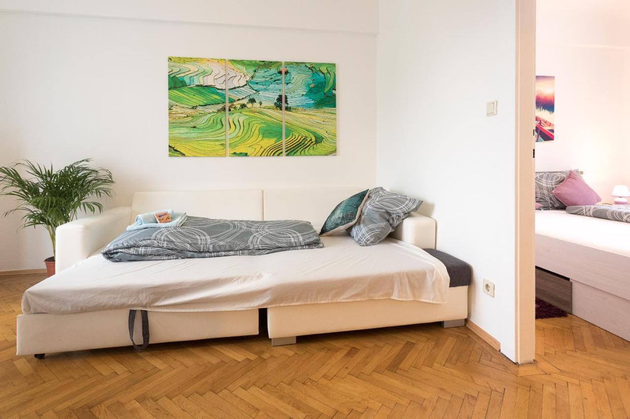 شقة French Balcony - 45M² - Szeneviertel فيينا المظهر الخارجي الصورة